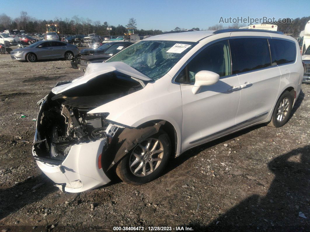 2020 Chrysler Pacifica Touring L White vin: 2C4RC1BG8LR139298