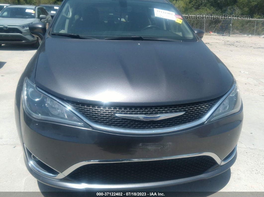 2020 Chrysler Pacifica Touring L Gray vin: 2C4RC1BG8LR182801