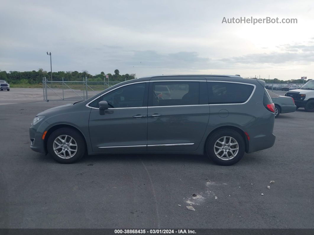 2020 Chrysler Pacifica Touring L Gray vin: 2C4RC1BG9LR247848