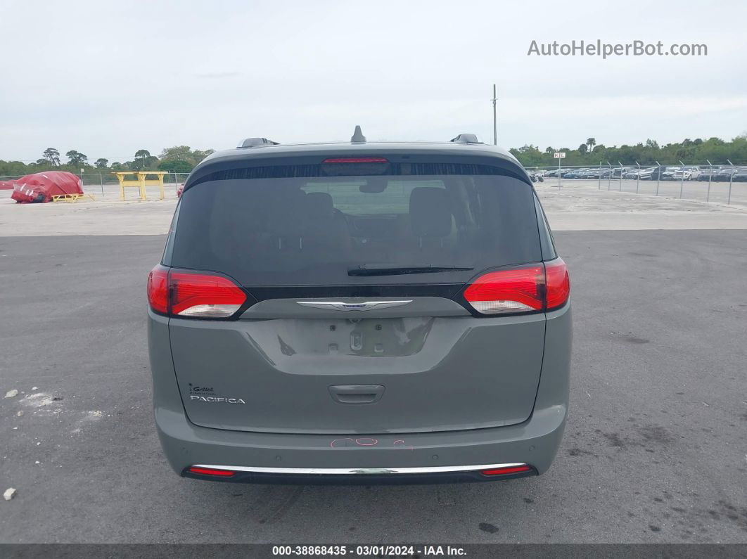 2020 Chrysler Pacifica Touring L Gray vin: 2C4RC1BG9LR247848