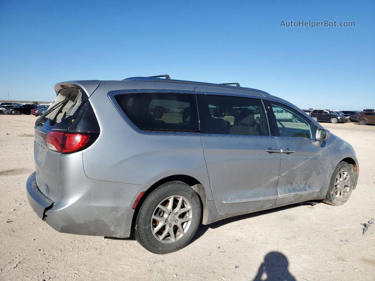 2020 Chrysler Pacifica Touring L Silver vin: 2C4RC1BG9LR269025