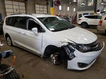 2020 Chrysler Pacifica Touring L White vin: 2C4RC1BG9LR279585