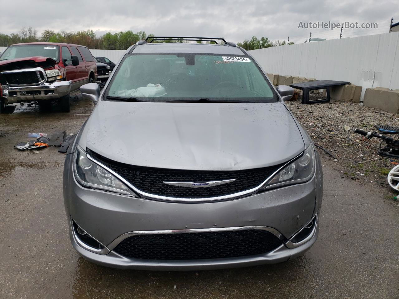 2020 Chrysler Pacifica Touring L Серебряный vin: 2C4RC1BGXLR124091