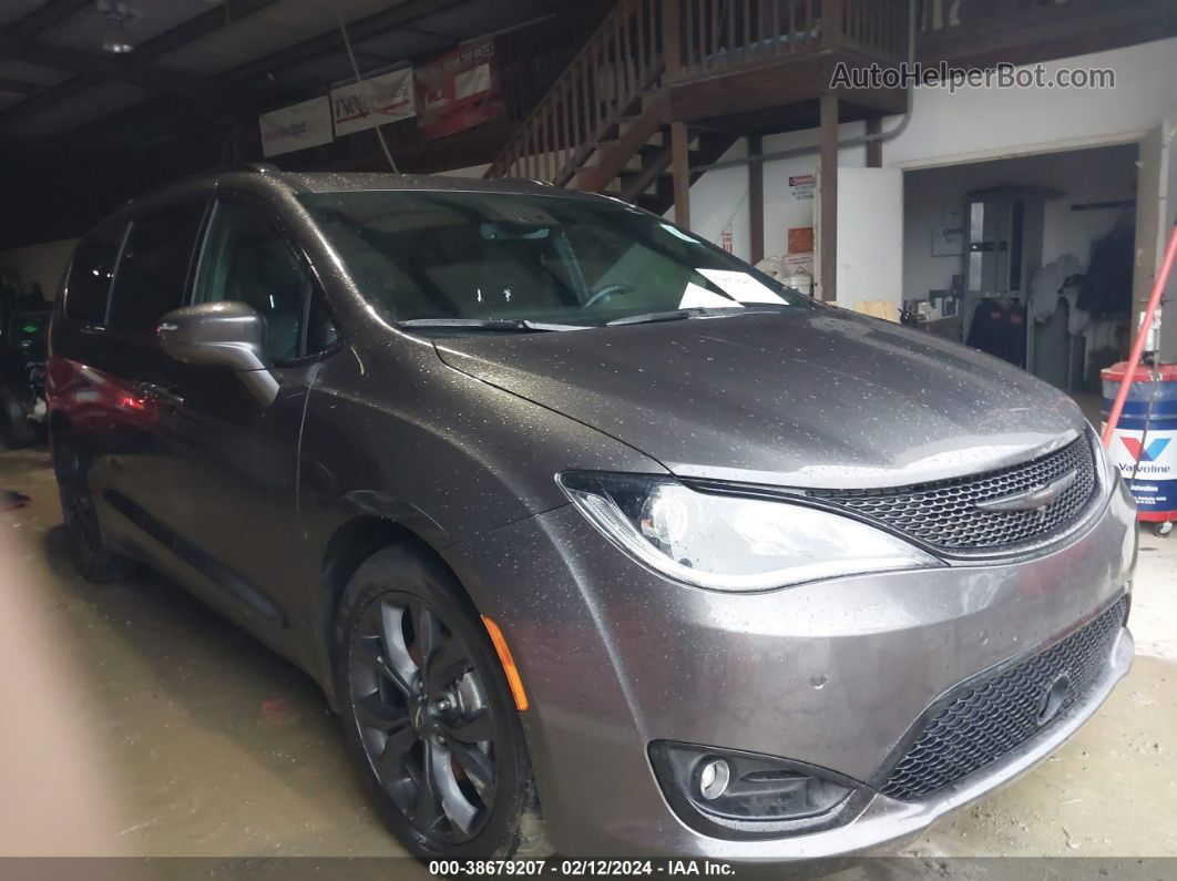 2020 Chrysler Pacifica Touring L Gray vin: 2C4RC1BGXLR145622