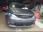 2020 Chrysler Pacifica Touring L Gray vin: 2C4RC1BGXLR145622