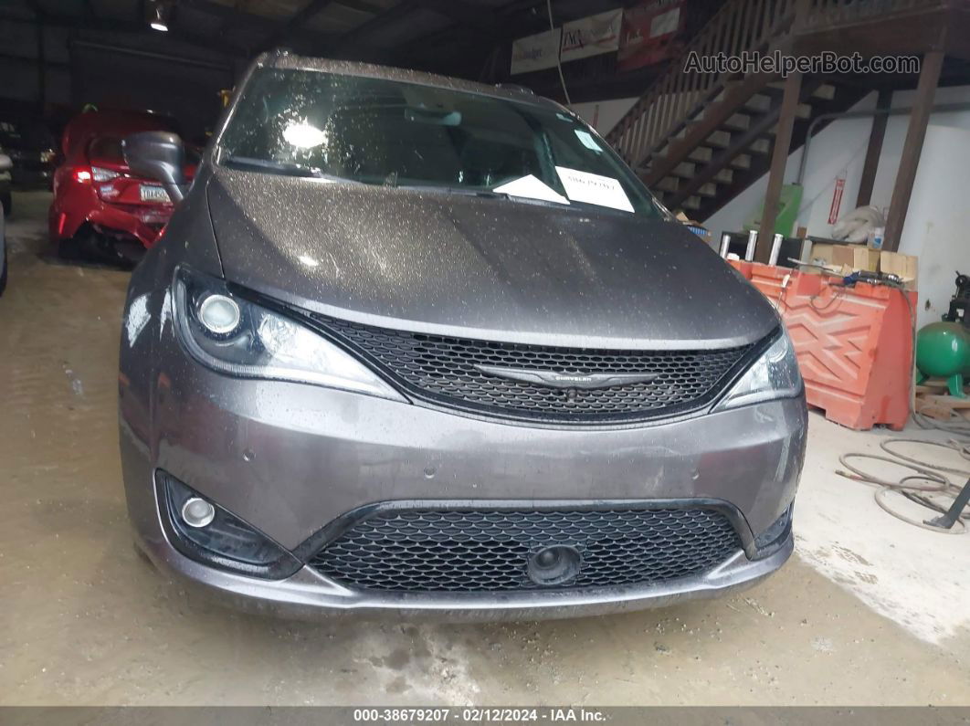 2020 Chrysler Pacifica Touring L Gray vin: 2C4RC1BGXLR145622