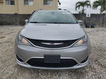 2020 Chrysler Pacifica Touring L Silver vin: 2C4RC1BGXLR275979