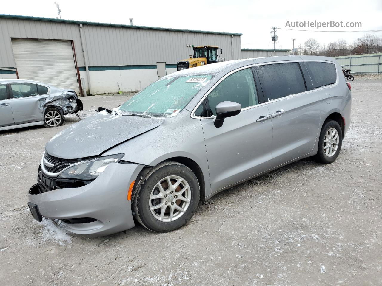 2020 Chrysler Voyager Lx Silver vin: 2C4RC1CG0LR102471