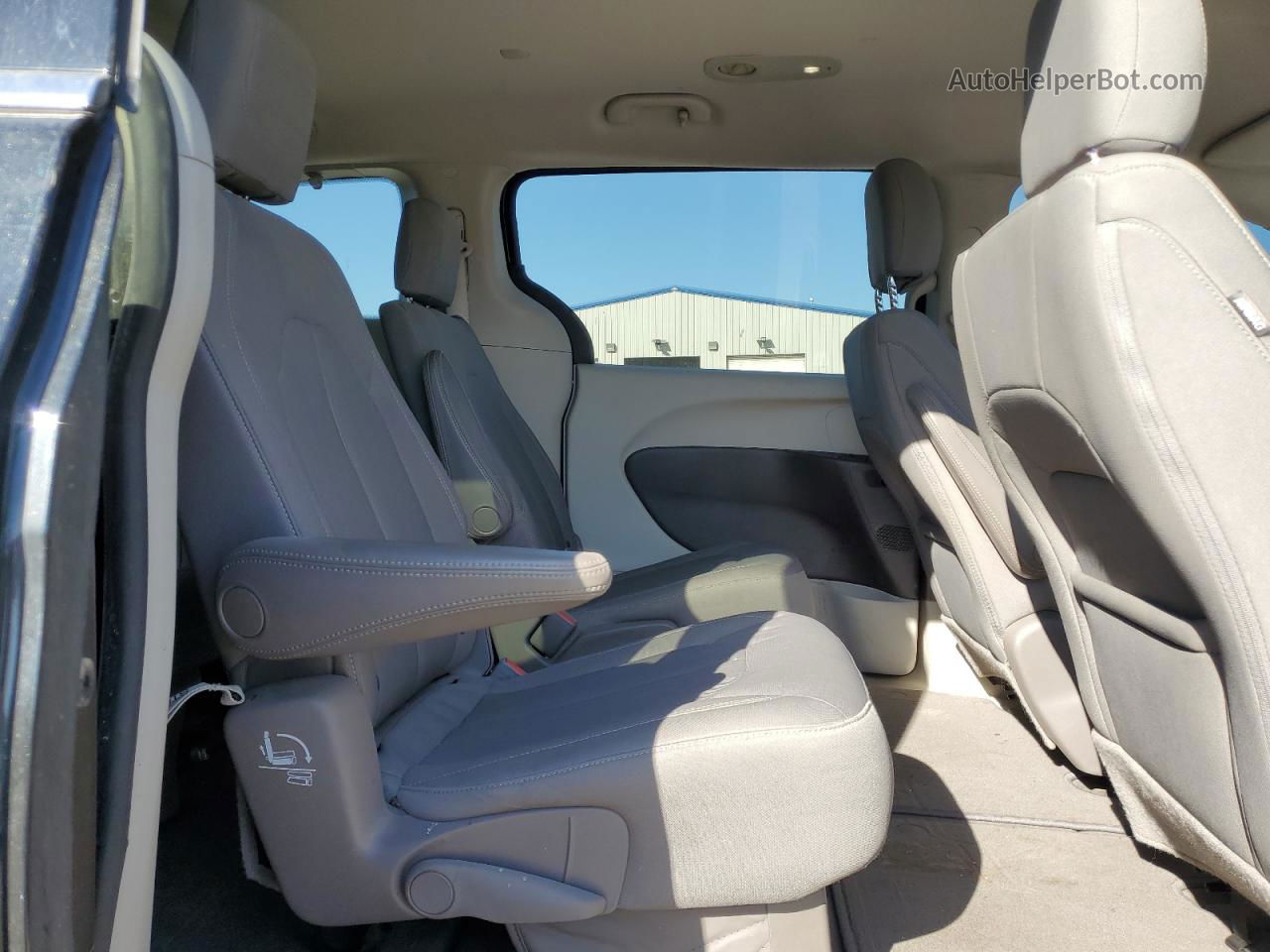 2017 Chrysler Pacifica Lx Черный vin: 2C4RC1CG5HR502808