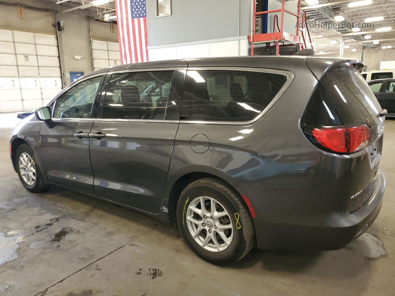 2020 Chrysler Voyager Lx Silver vin: 2C4RC1CG6LR110915