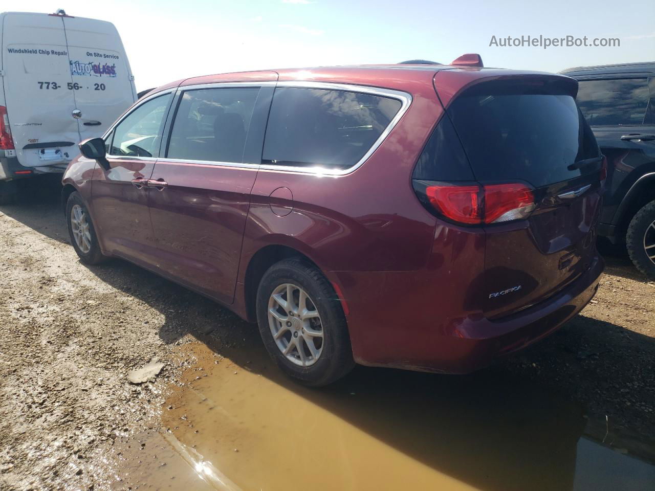 2017 Chrysler Pacifica Lx Burgundy vin: 2C4RC1CG9HR712134