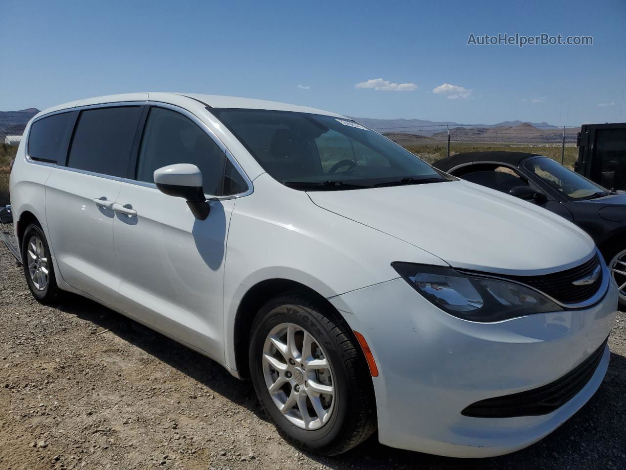 2017 Chrysler Pacifica Lx Белый vin: 2C4RC1CGXHR837286