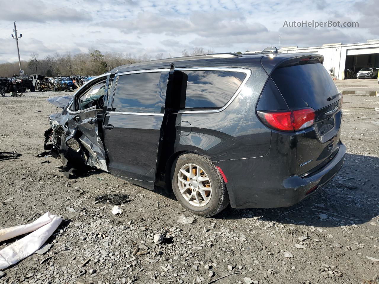 2020 Chrysler Voyager Lxi Черный vin: 2C4RC1DG0LR148221