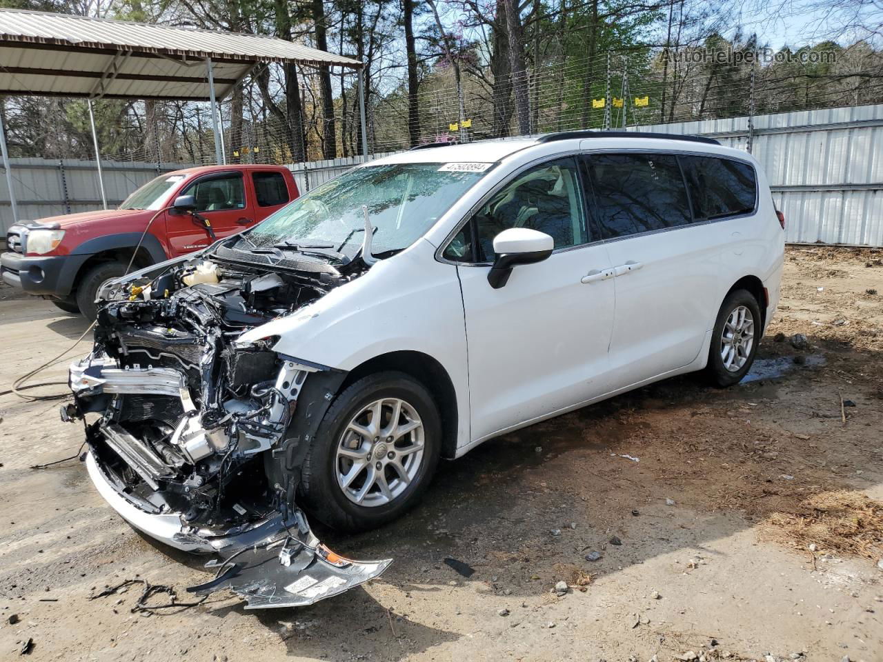 2020 Chrysler Voyager Lxi White vin: 2C4RC1DG0LR261246