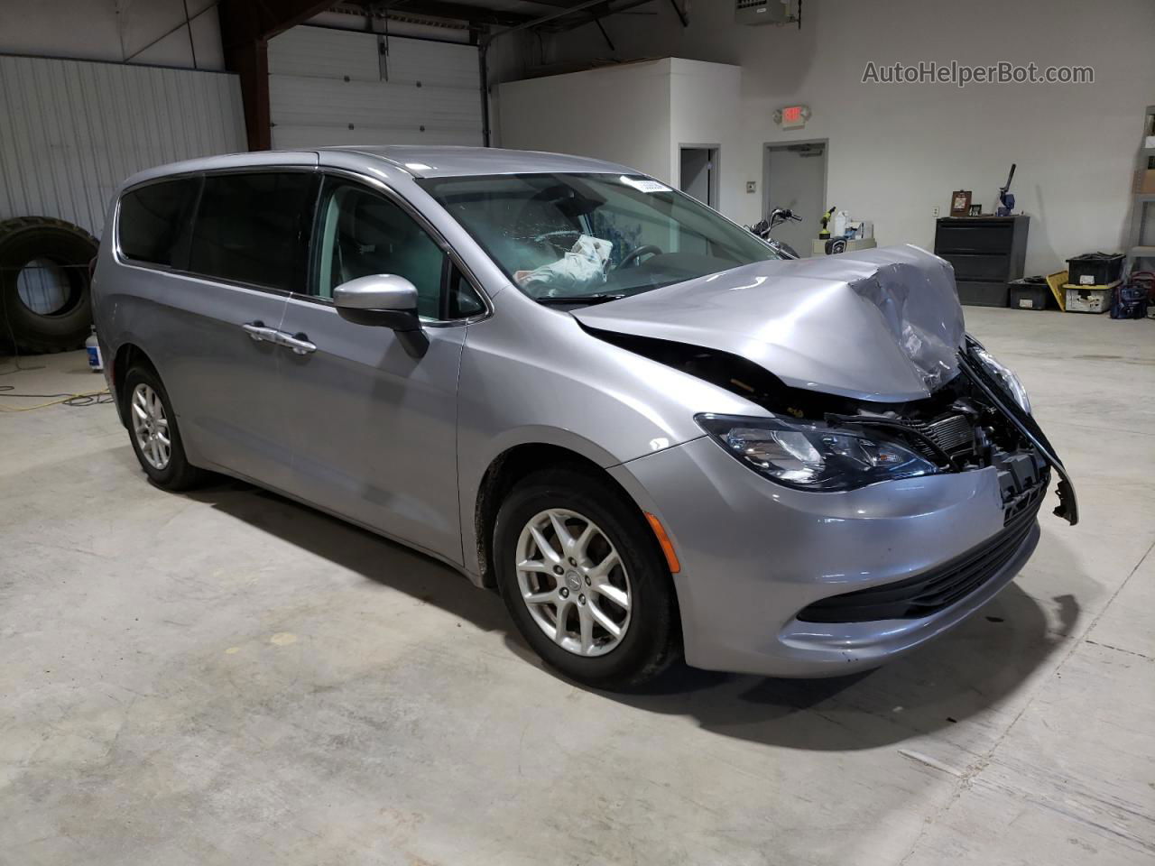 2017 Chrysler Pacifica Touring Серебряный vin: 2C4RC1DG1HR502383