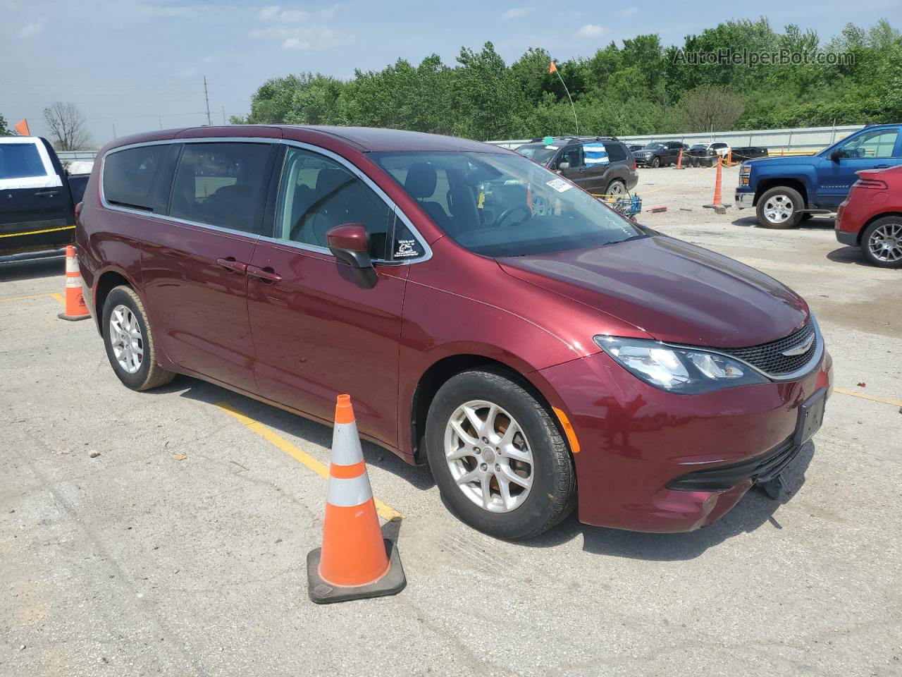 2017 Chrysler Pacifica Touring Maroon vin: 2C4RC1DG4HR516262