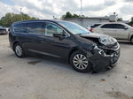 2017 Chrysler Pacifica Touring Gray vin: 2C4RC1DG4HR532168