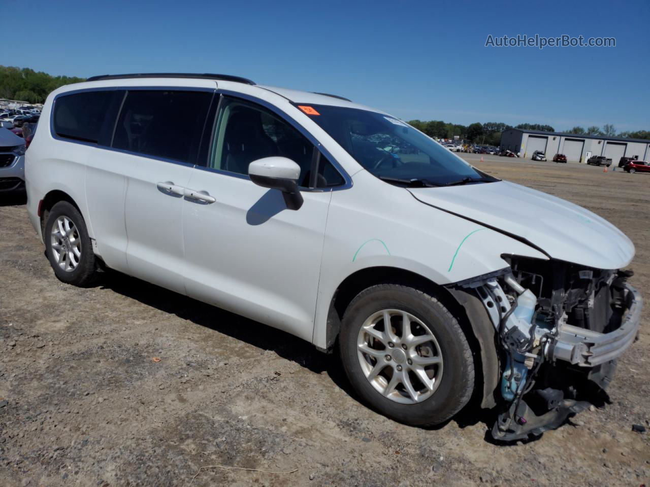 2020 Chrysler Voyager Lxi White vin: 2C4RC1DG4LR163997