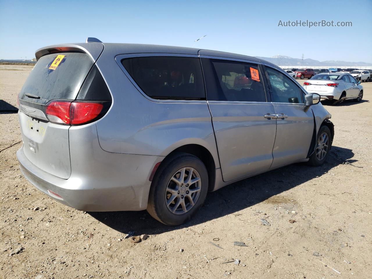 2017 Chrysler Pacifica Touring Silver vin: 2C4RC1DG7HR502548