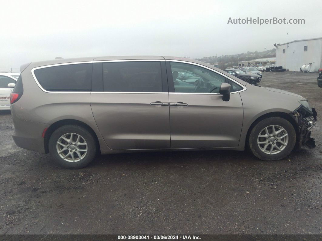 2017 Chrysler Pacifica Touring Tan vin: 2C4RC1DG7HR593062