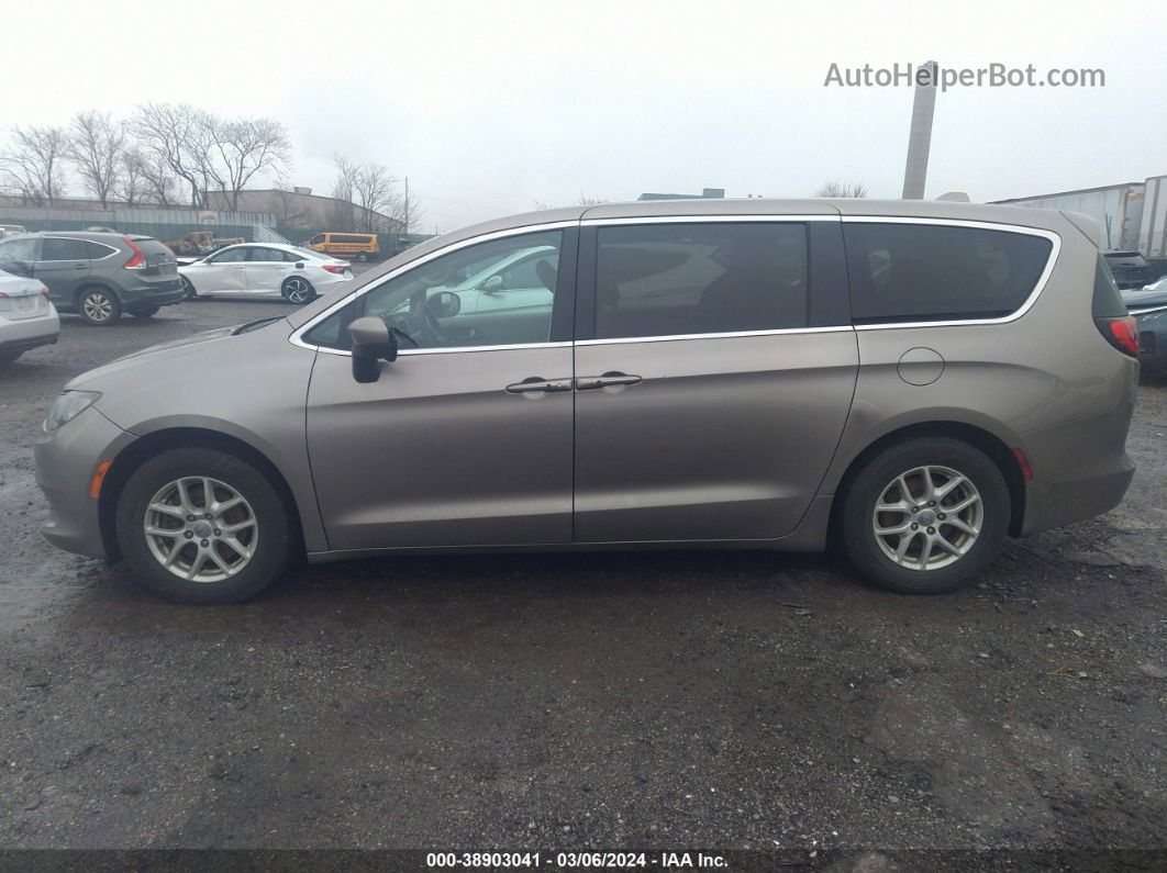 2017 Chrysler Pacifica Touring Tan vin: 2C4RC1DG7HR593062