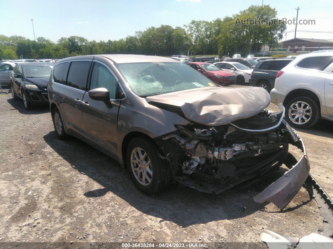 2017 Chrysler Pacifica Touring Brown vin: 2C4RC1DG9HR550813