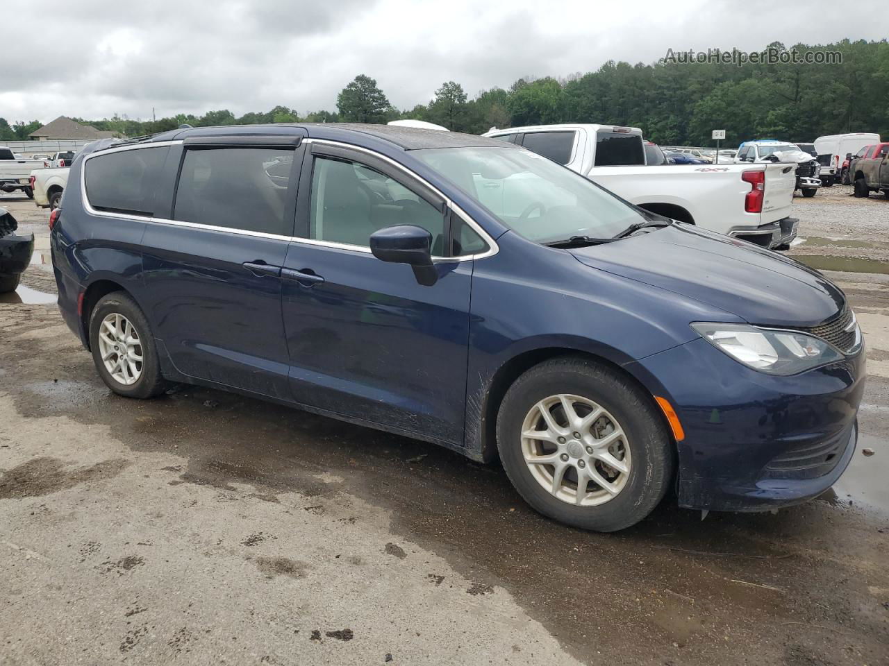 2017 Chrysler Pacifica Touring Blue vin: 2C4RC1DGXHR522387