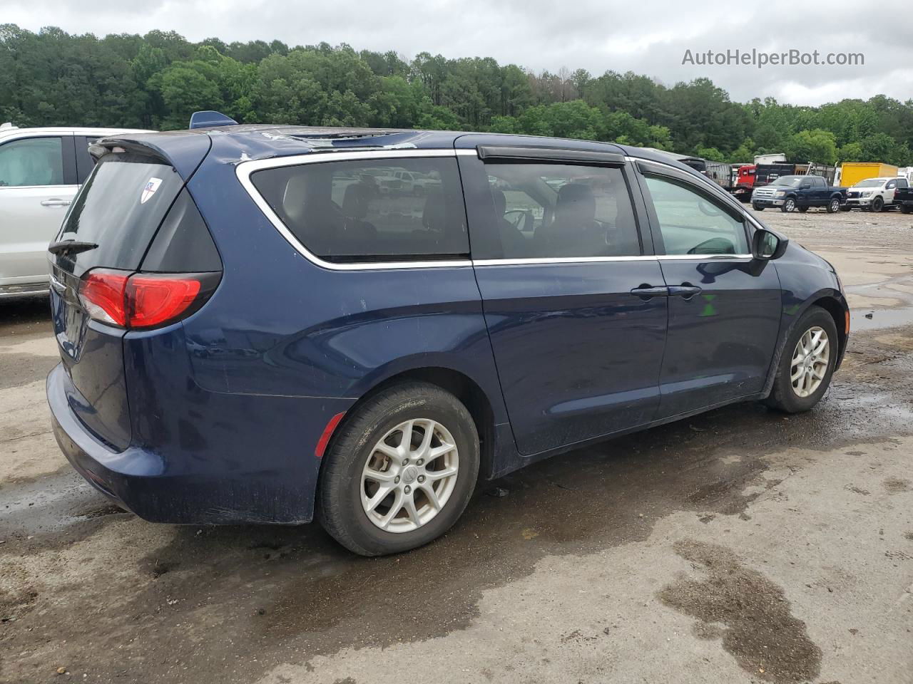 2017 Chrysler Pacifica Touring Blue vin: 2C4RC1DGXHR522387