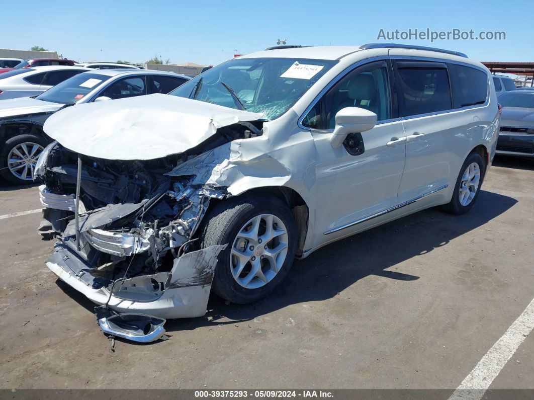 2017 Chrysler Pacifica Touring-l Plus Белый vin: 2C4RC1EG0HR669235