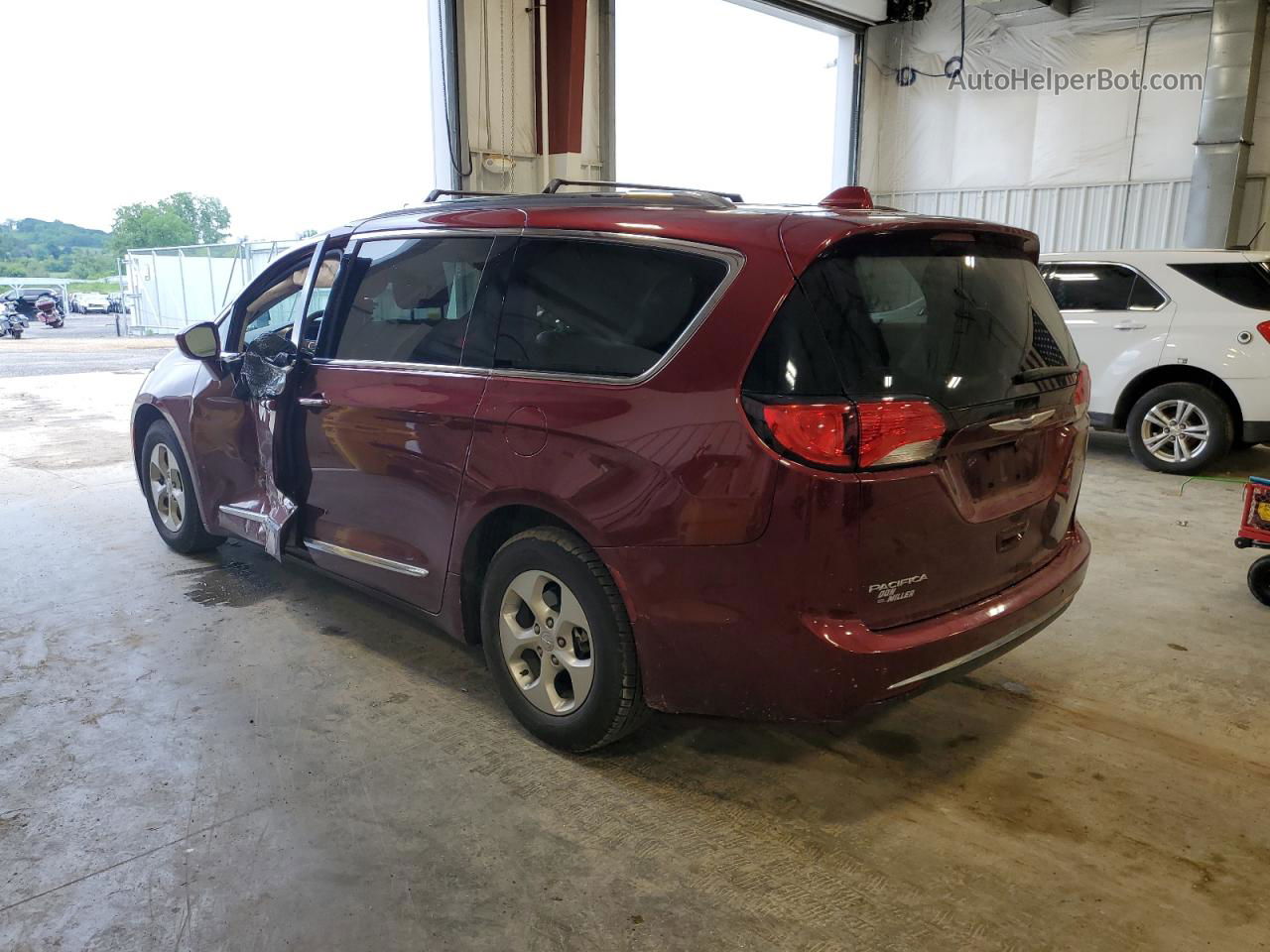 2017 Chrysler Pacifica Touring L Plus Maroon vin: 2C4RC1EG1HR518159