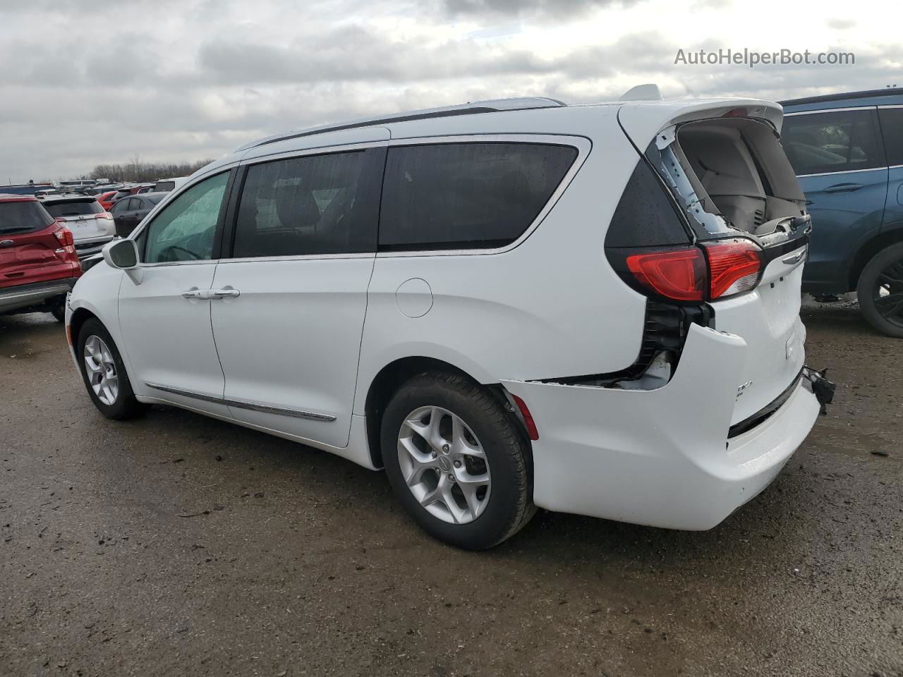 2017 Chrysler Pacifica Touring L Plus White vin: 2C4RC1EG1HR796754