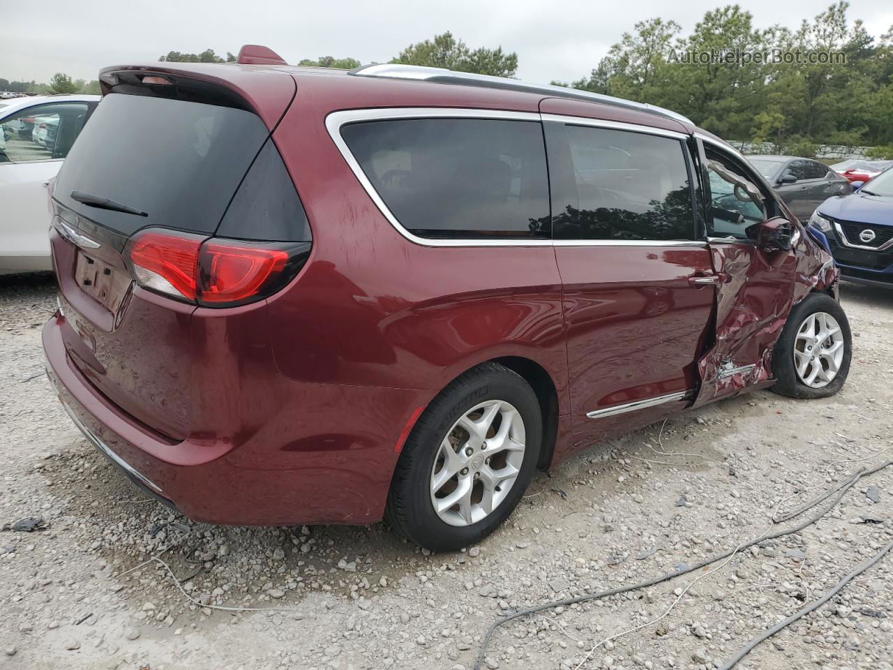 2017 Chrysler Pacifica Touring L Plus Burgundy vin: 2C4RC1EG2HR747627