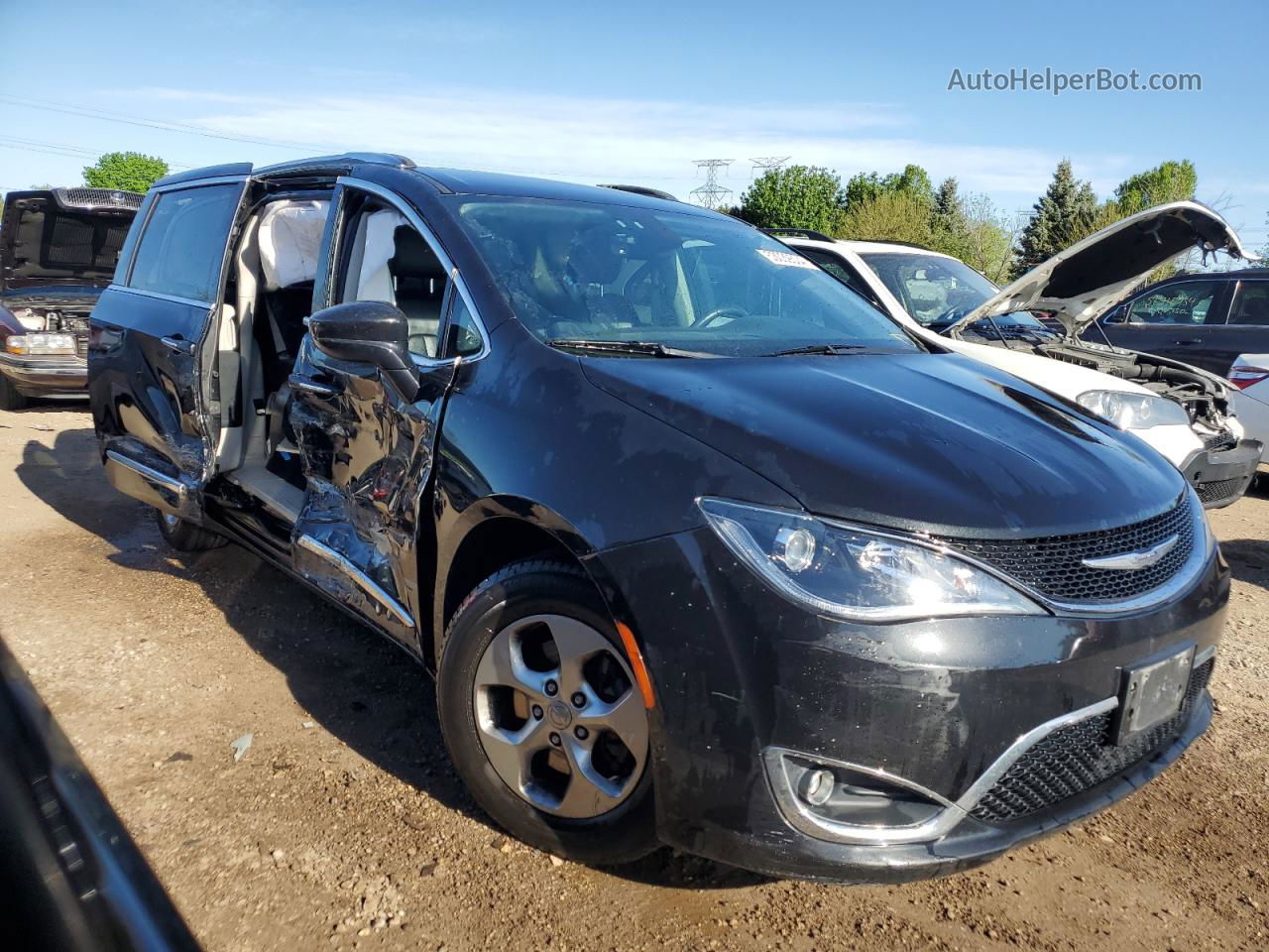 2017 Chrysler Pacifica Touring L Plus Charcoal vin: 2C4RC1EG2HR804683