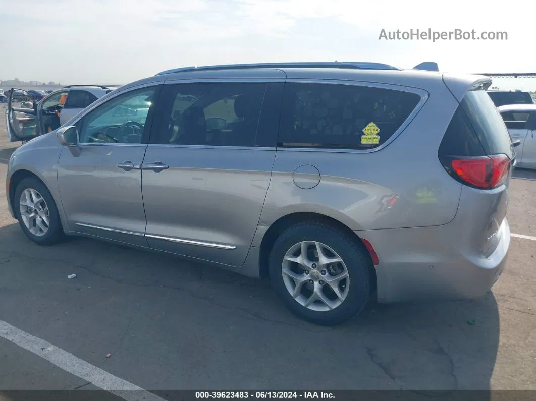 2017 Chrysler Pacifica Touring-l Plus Серебряный vin: 2C4RC1EG3HR663493