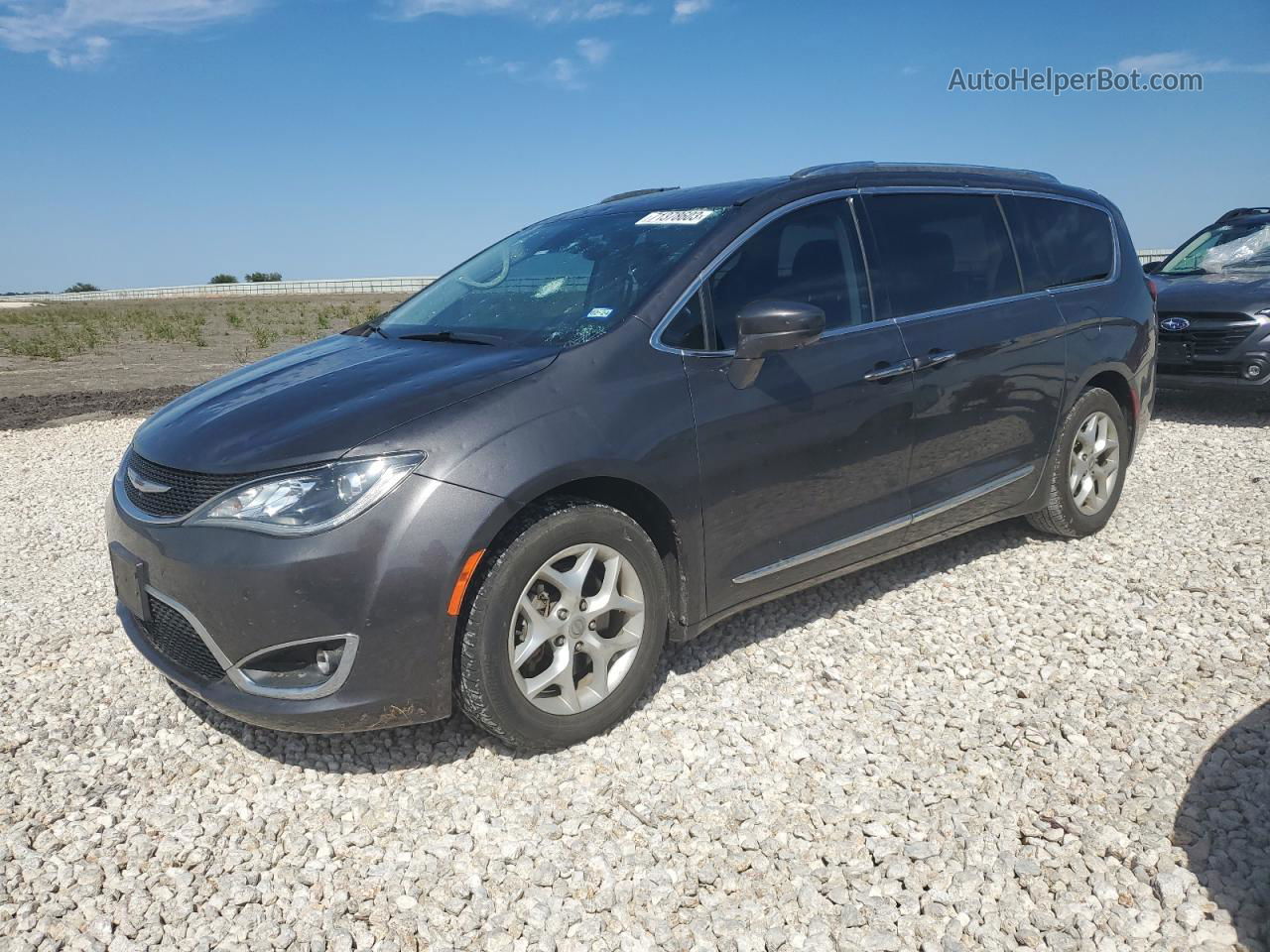 2017 Chrysler Pacifica Touring L Plus Charcoal vin: 2C4RC1EG4HR832694