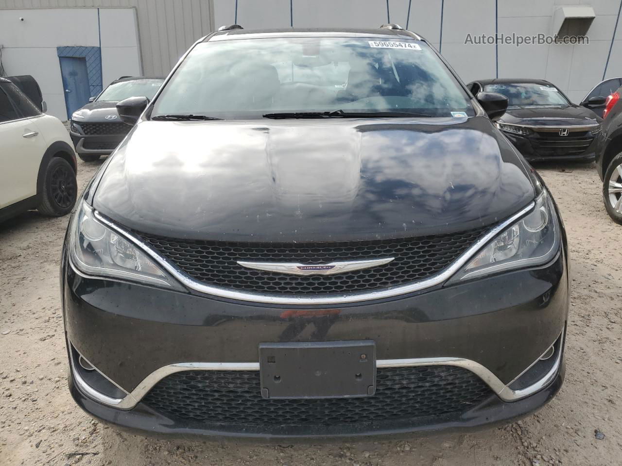 2017 Chrysler Pacifica Touring L Plus Черный vin: 2C4RC1EG5HR591874