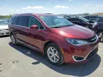 2017 Chrysler Pacifica Touring L Plus Burgundy vin: 2C4RC1EG6HR816657