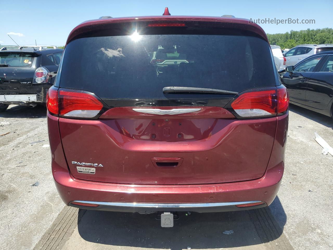 2017 Chrysler Pacifica Touring L Plus Burgundy vin: 2C4RC1EG6HR816657