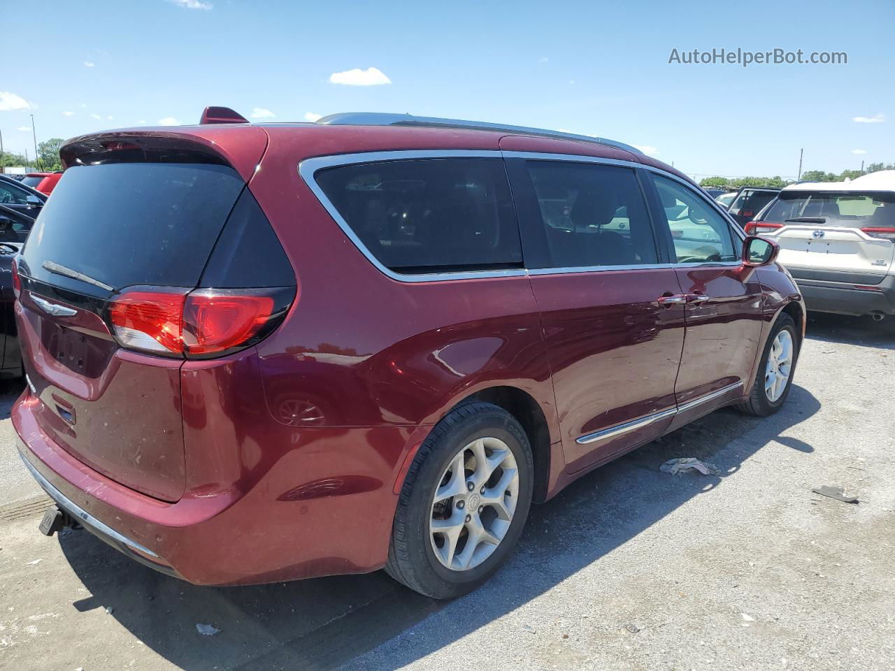 2017 Chrysler Pacifica Touring L Plus Burgundy vin: 2C4RC1EG6HR816657