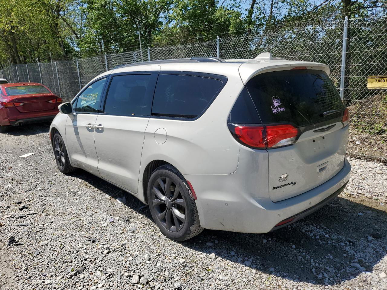 2020 Chrysler Pacifica Touring L Plus Белый vin: 2C4RC1EG6LR126853