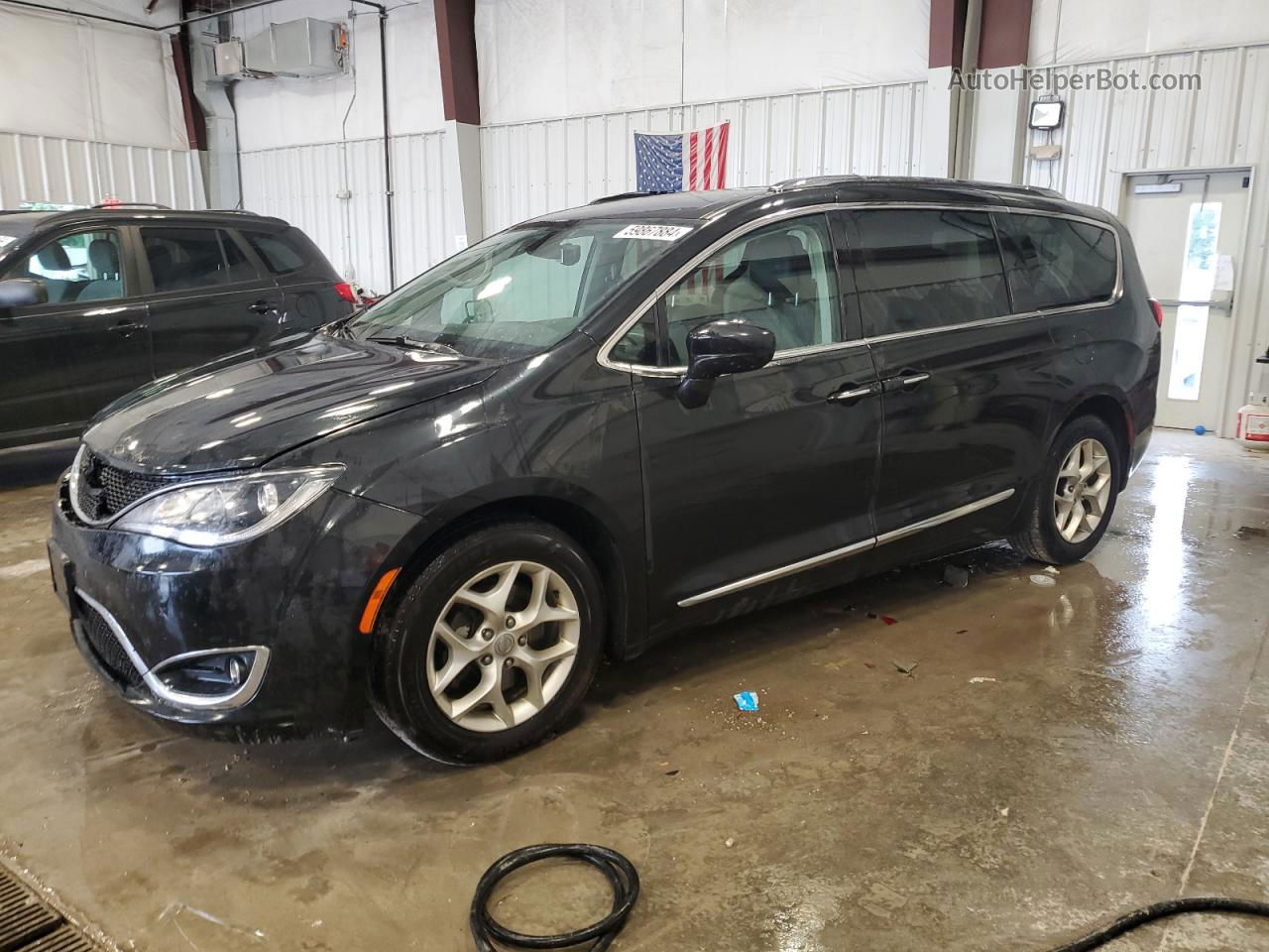 2017 Chrysler Pacifica Touring L Plus Black vin: 2C4RC1EG7HR659365