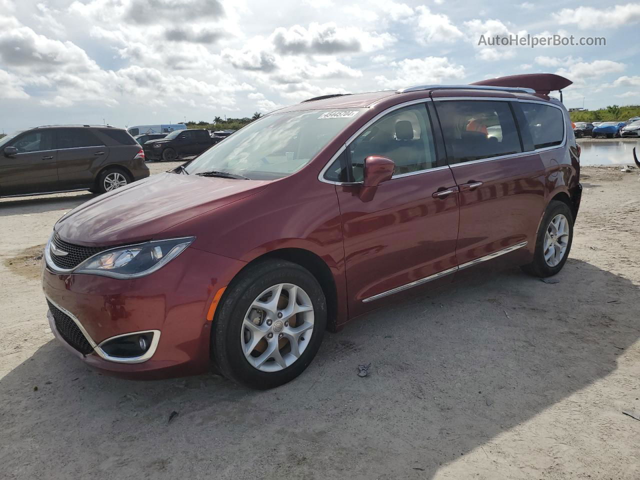 2017 Chrysler Pacifica Touring L Plus Бордовый vin: 2C4RC1EG7HR804288