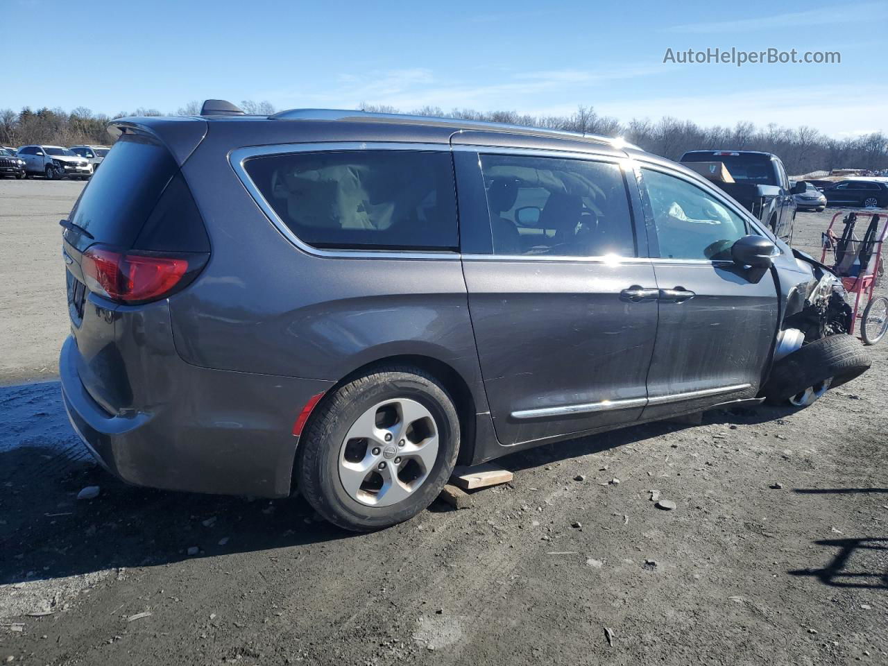 2017 Chrysler Pacifica Touring L Plus Черный vin: 2C4RC1EG8HR768191