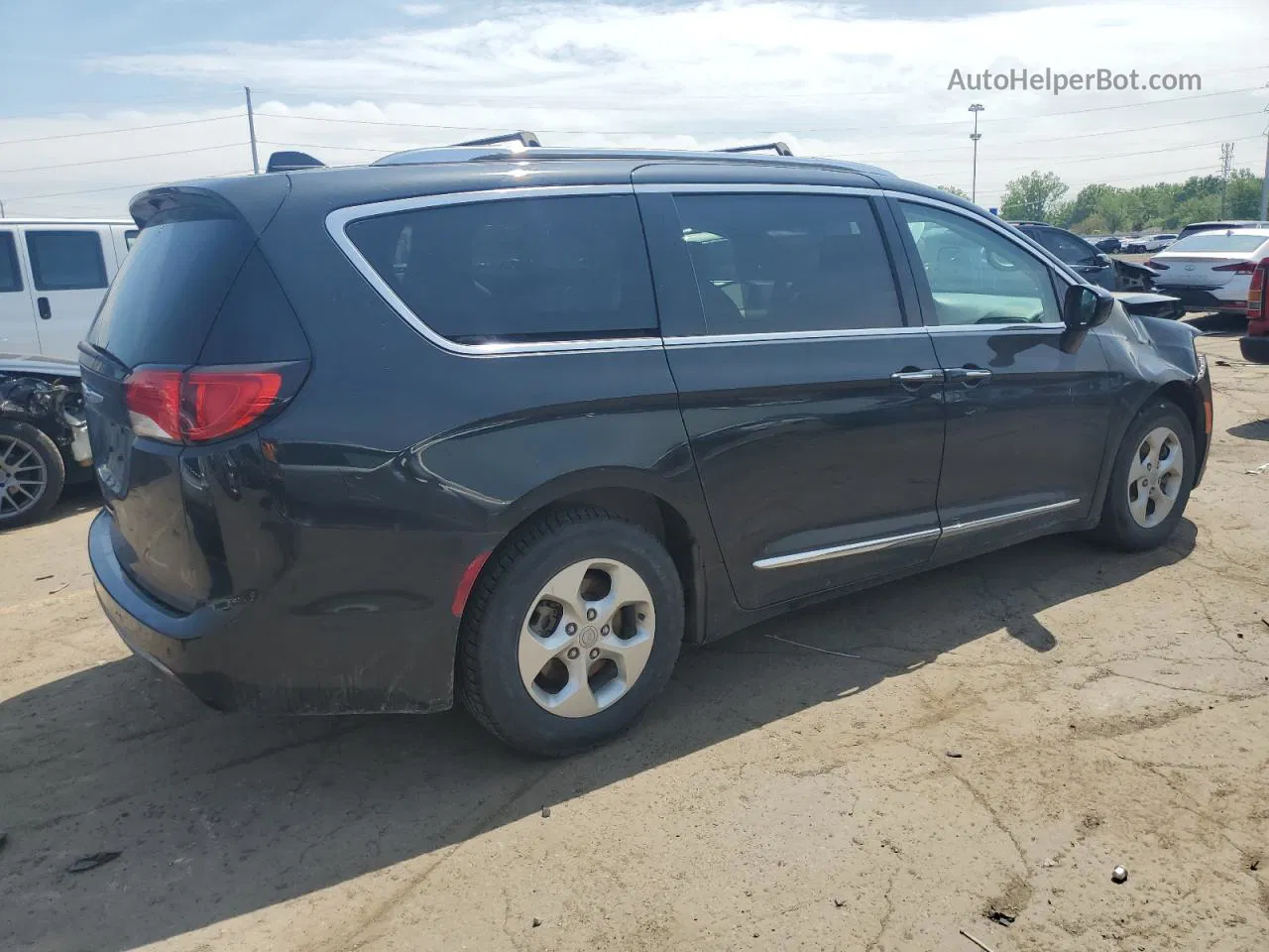 2017 Chrysler Pacifica Touring L Plus Charcoal vin: 2C4RC1EG8HR770491