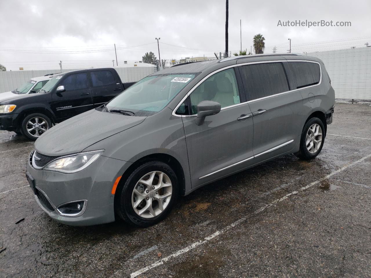 2020 Chrysler Pacifica Touring L Plus Угольный vin: 2C4RC1EG9LR135420