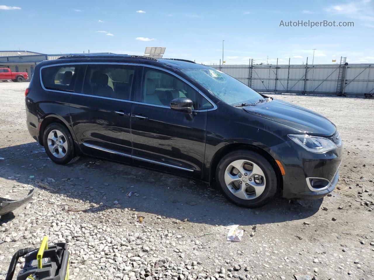 2017 Chrysler Pacifica Touring L Plus Black vin: 2C4RC1EGXHR541617