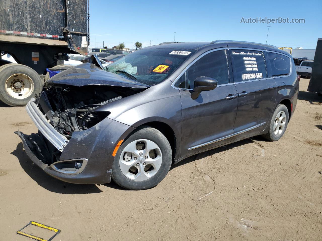 2017 Chrysler Pacifica Touring L Plus Charcoal vin: 2C4RC1EGXHR669985