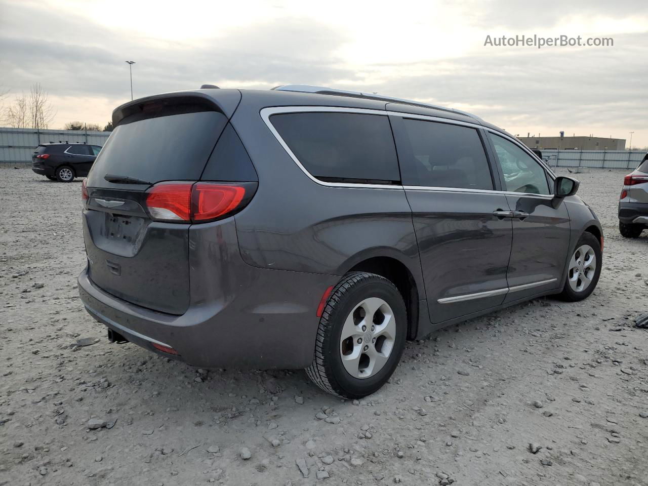 2017 Chrysler Pacifica Touring L Plus Серый vin: 2C4RC1EGXHR768922