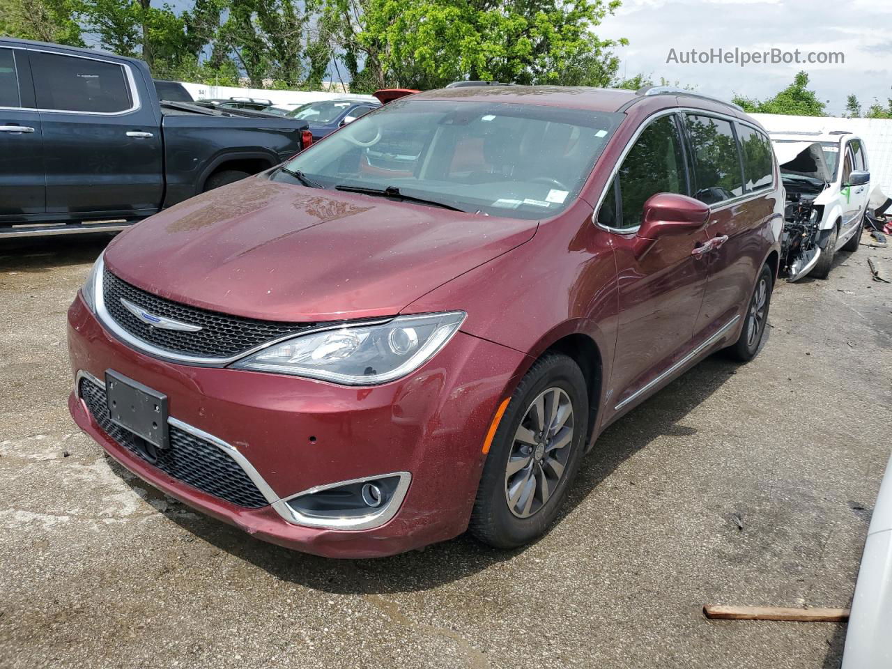 2020 Chrysler Pacifica Touring L Plus Red vin: 2C4RC1EGXLR229726