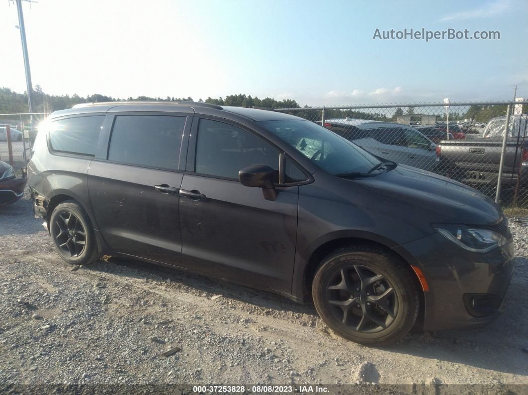 2020 Chrysler Pacifica Touring L Plus Gray vin: 2C4RC1EGXLR232934